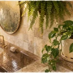 Plantes faciles pour salle de bain : pothos et fougère, faible lumière et humidité