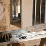 Lisse placo acier galvanisé à l’unité sur chantier intérieur